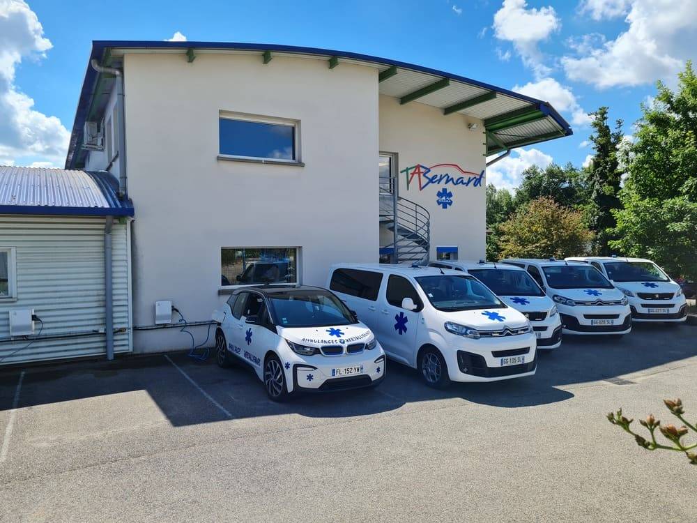 Taxis Ambulances Bernard Berjalliennes - véhicules 2